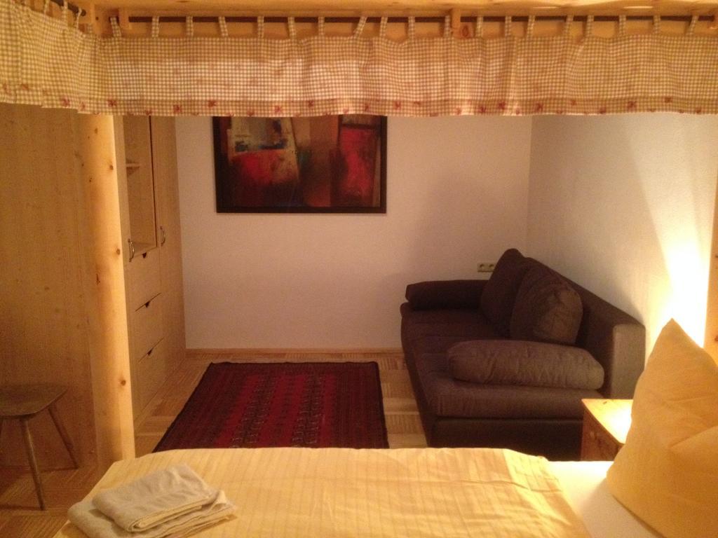 Alm-Apartments هيليغنبلت الغرفة الصورة